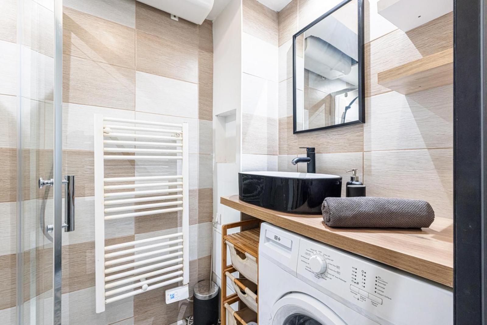 Cozy 2 Pers Wifi Apartment *