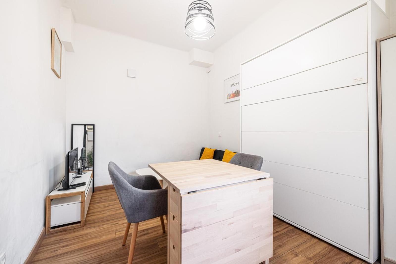 Cozy 2 Pers Wifi Nizza